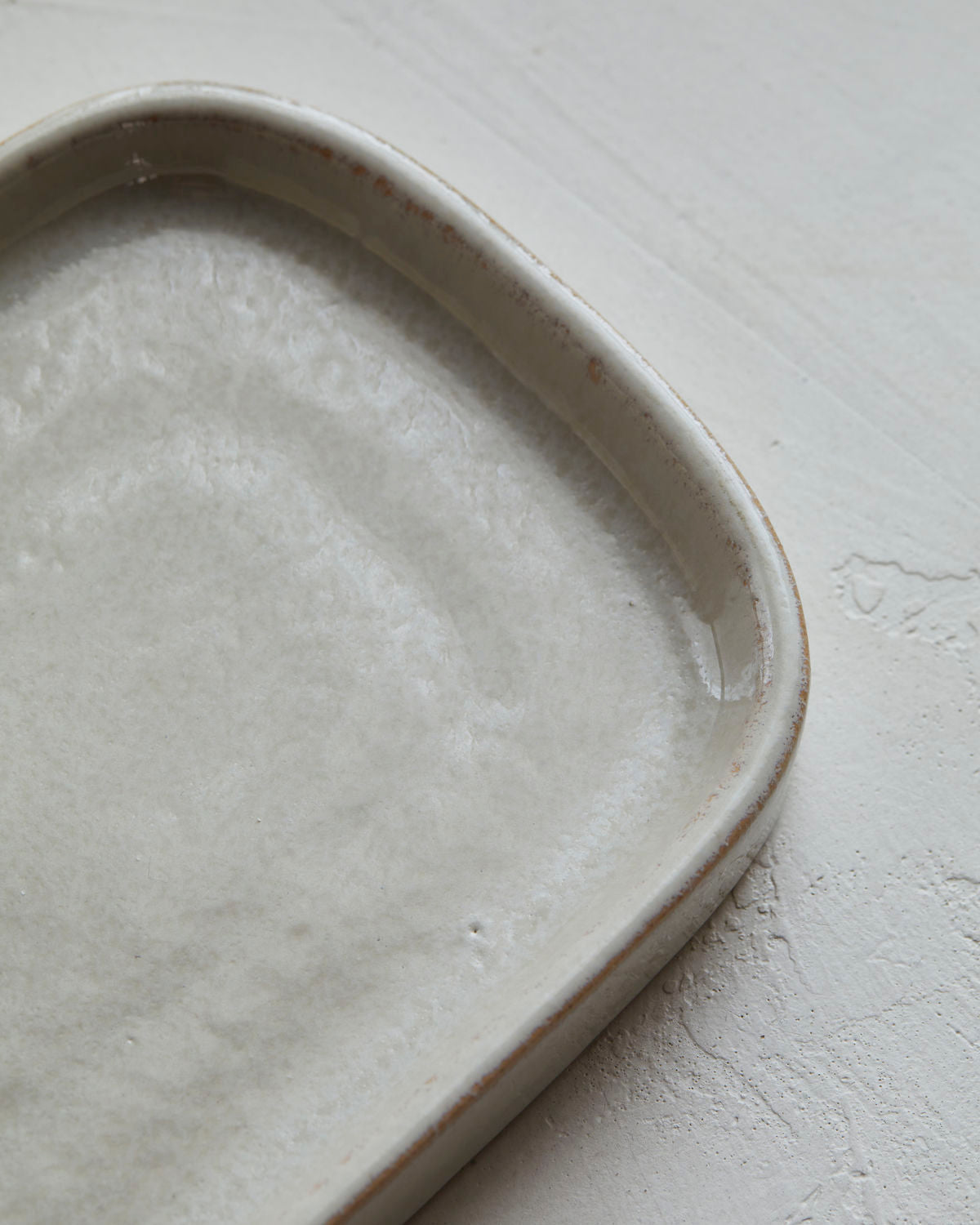 Datura Tray, Shellish Grey