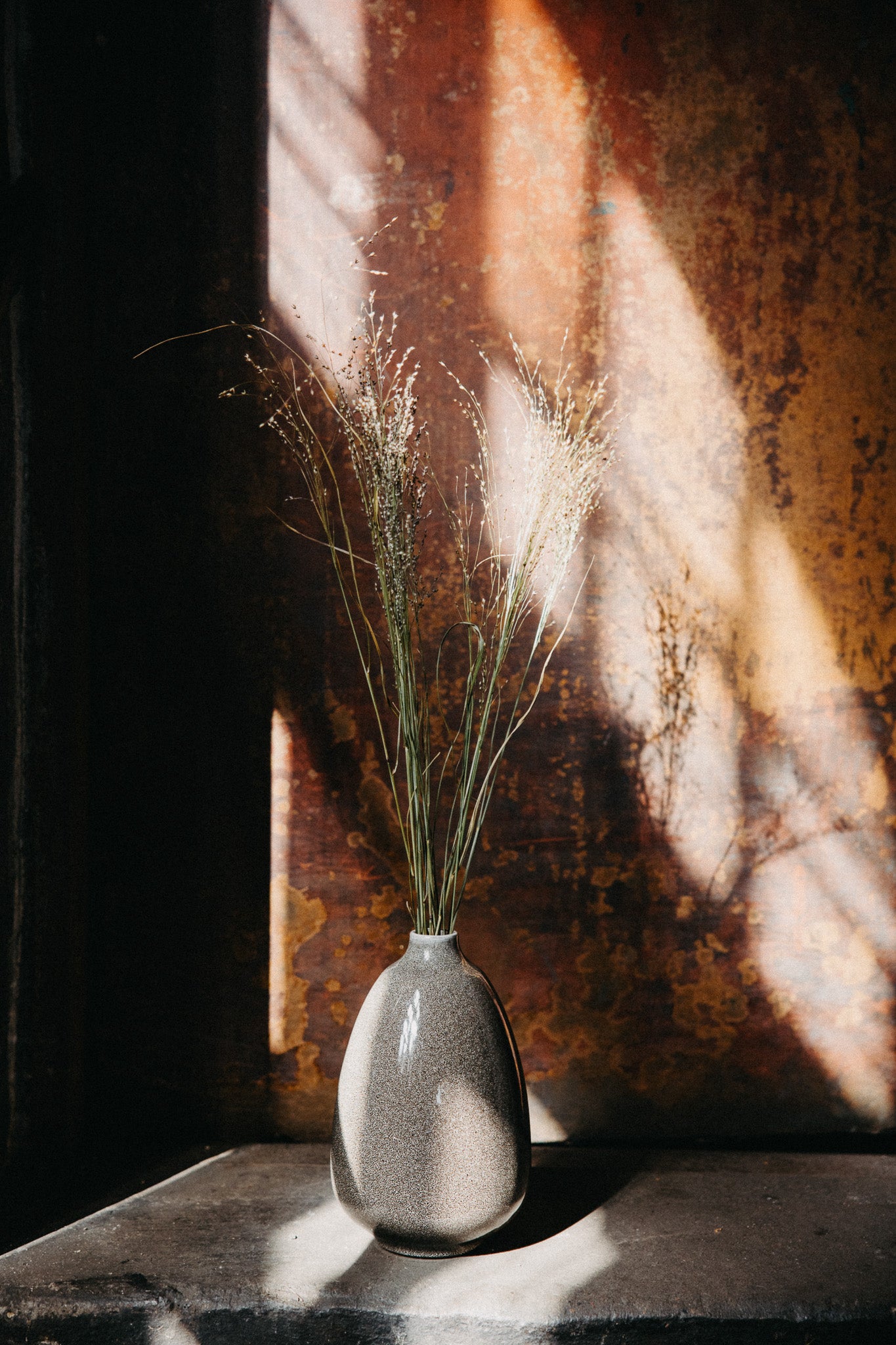 Avik Large Brown Vase