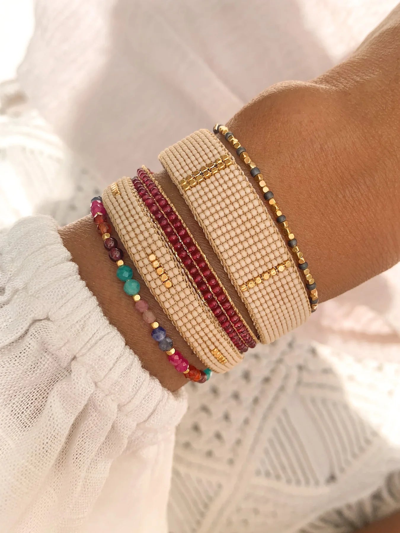 Empire Bracelet Antique Beige