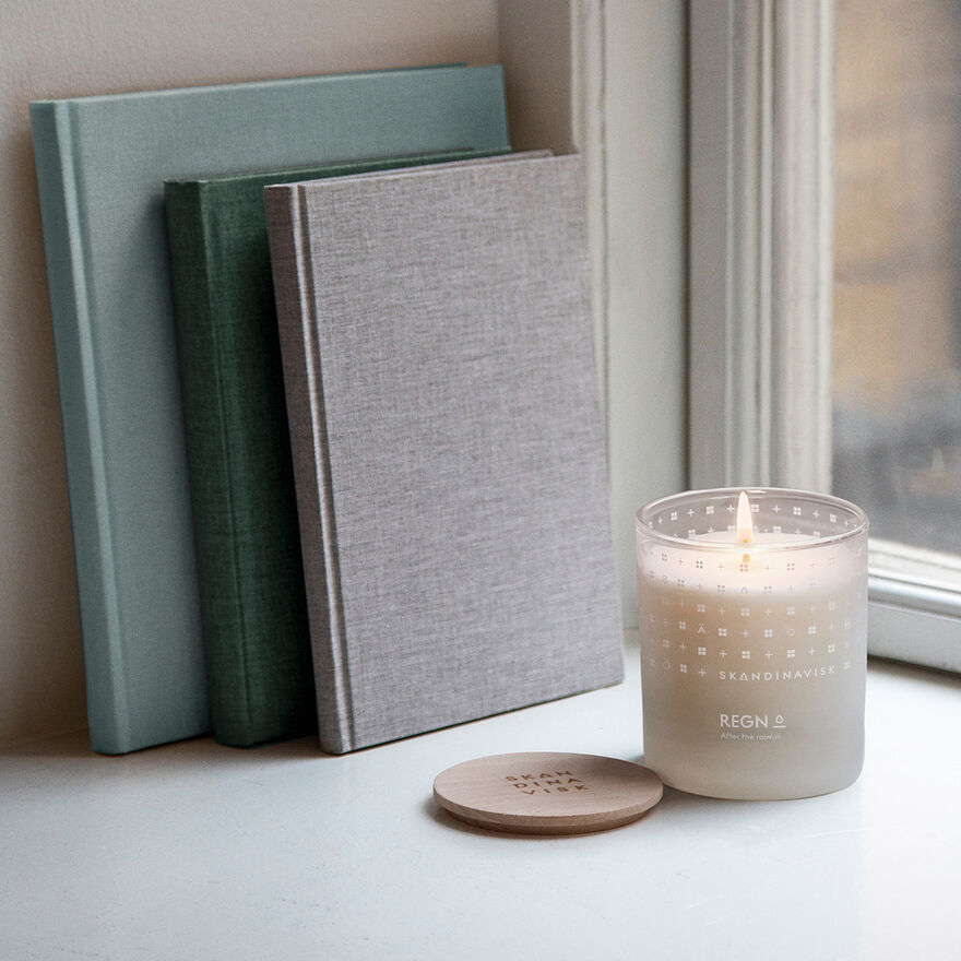 REGN Scented Candle