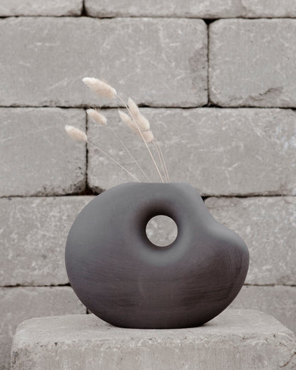 Lunden Dark Grey Ceramic Vase