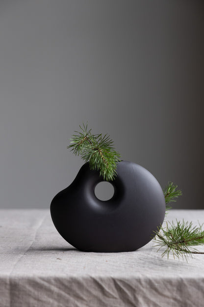 Lunden Dark Grey Ceramic Vase