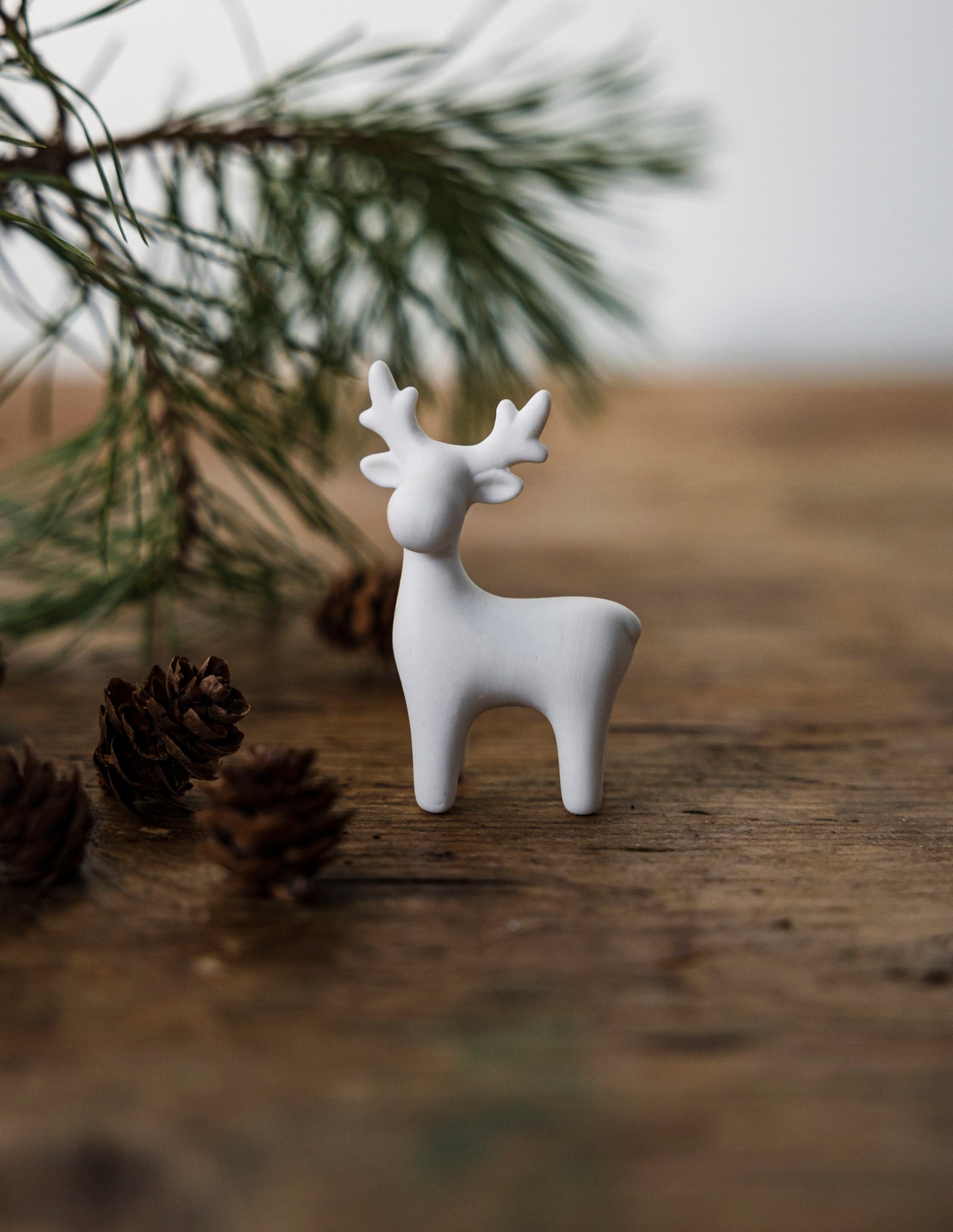 Sten The Reindeer | White Ceramic Decor