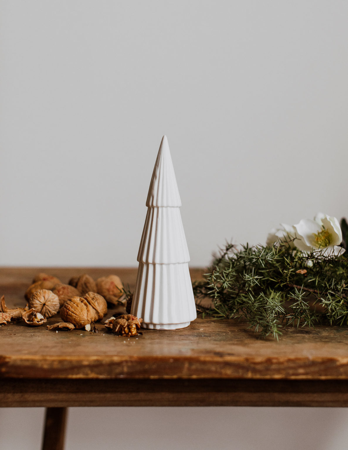 Grandalen | White Ceramic Decor | Christmas Tree