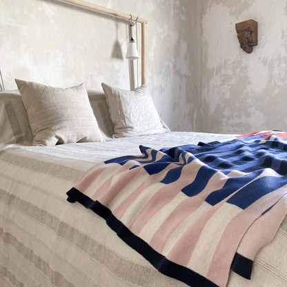 Sophie Home Studie Throw
