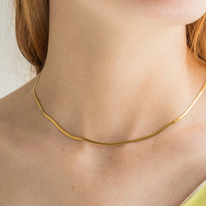 Minimalist Herringbone Necklace