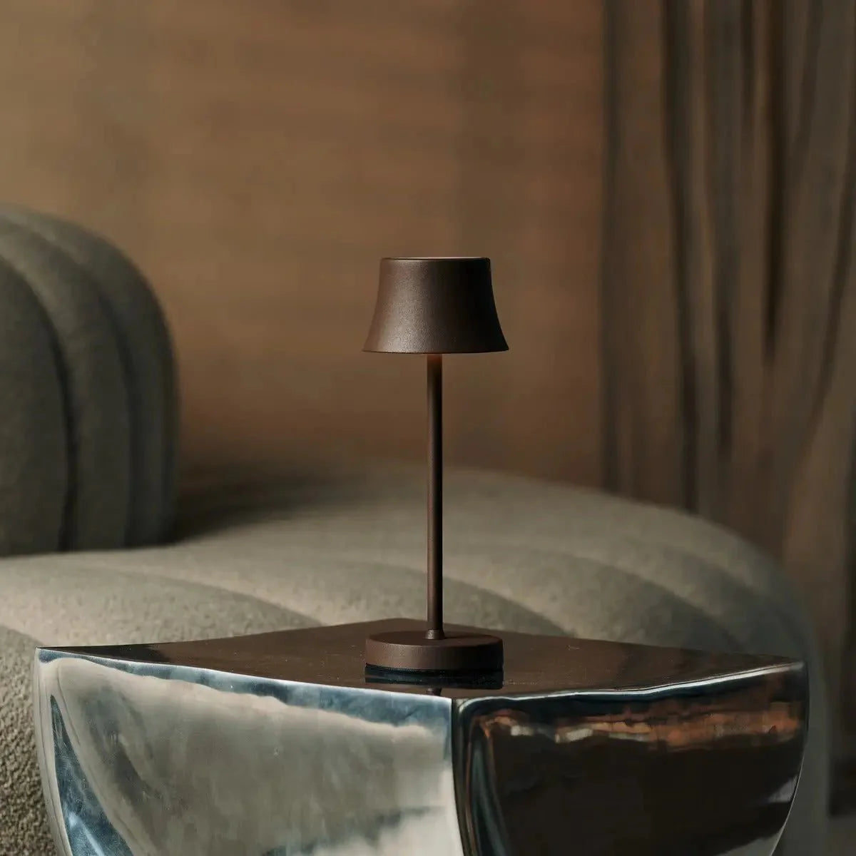 Pijp Mocha Brown Rechargeable Portable Lamp